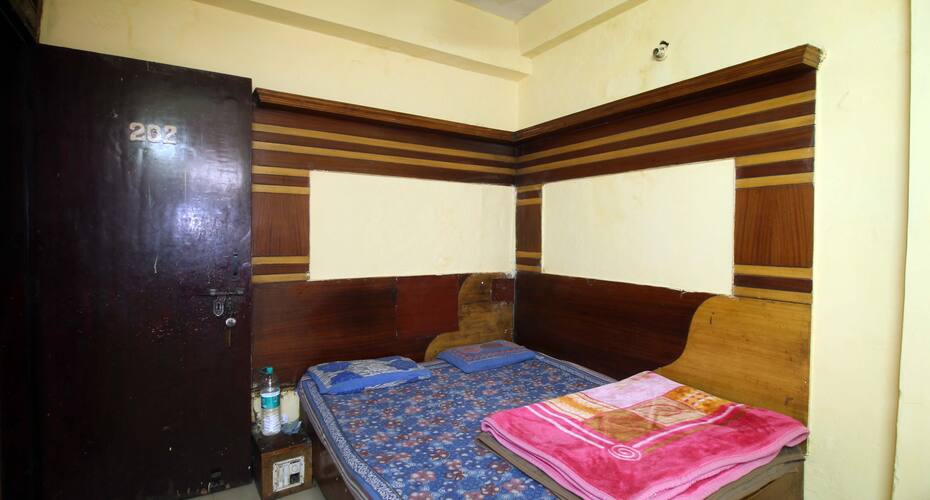 Hotel Oasis Deluxe, New Delhi 5